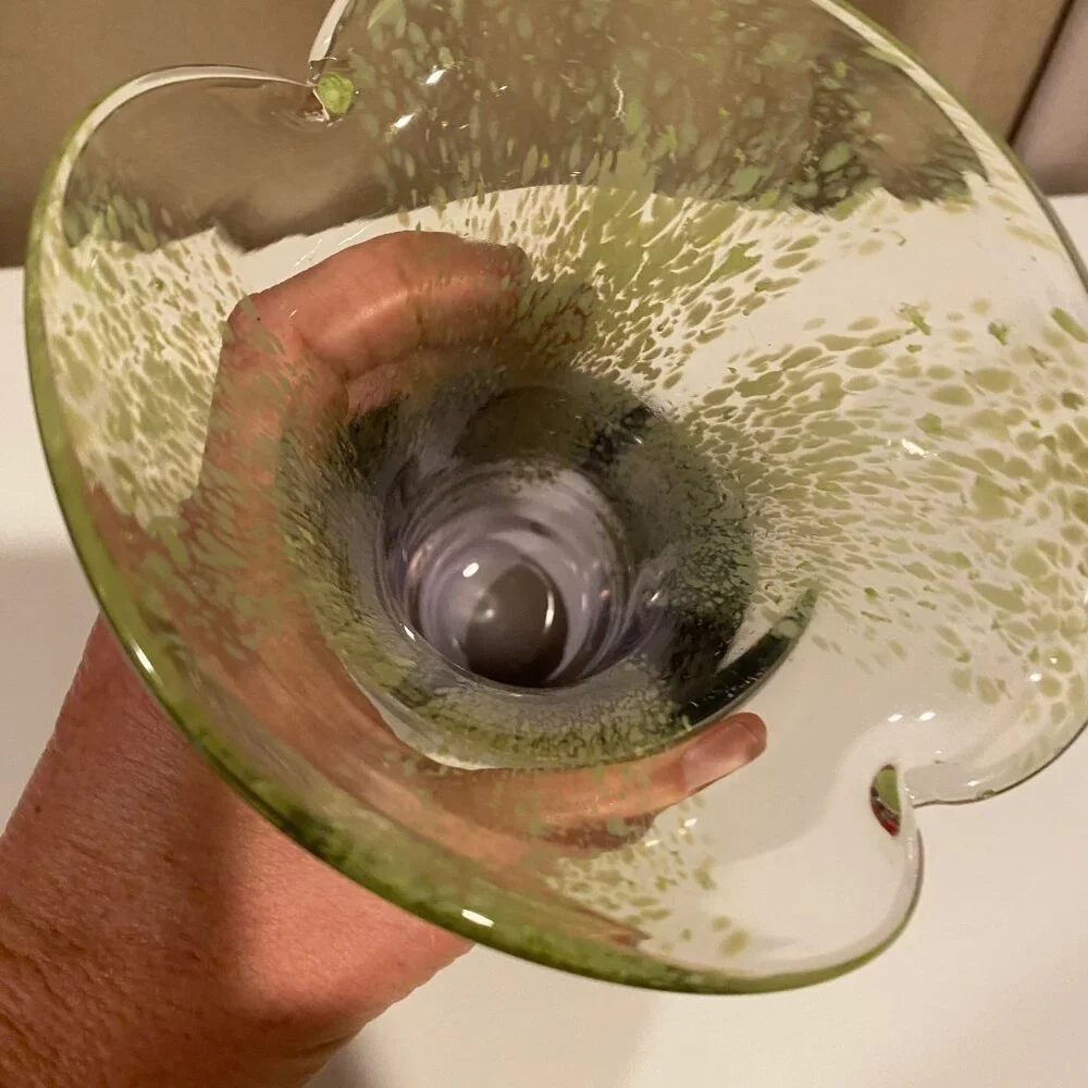 Hand Blown Heavy Glass Tulip Vase Green‎ and Purple 8
